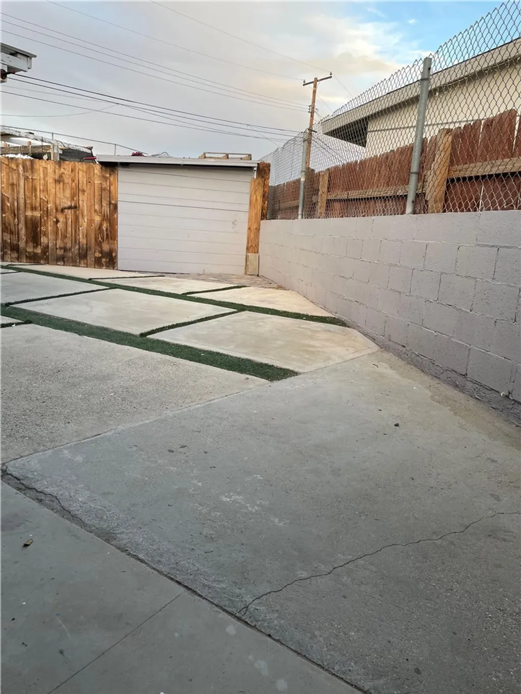 Additional image 5 of 369 E Avenue R4, Palmdale, CA 93550