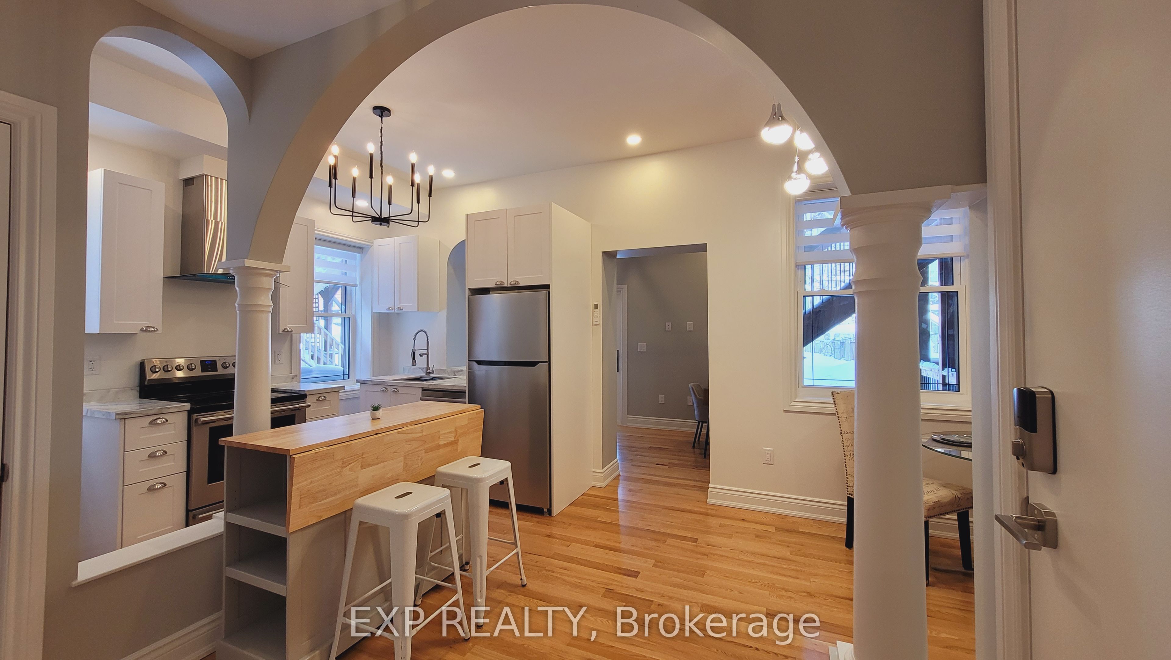 Additional image 3 of 103-157-159 James Street, Ottawa, ON, K1R 5M4