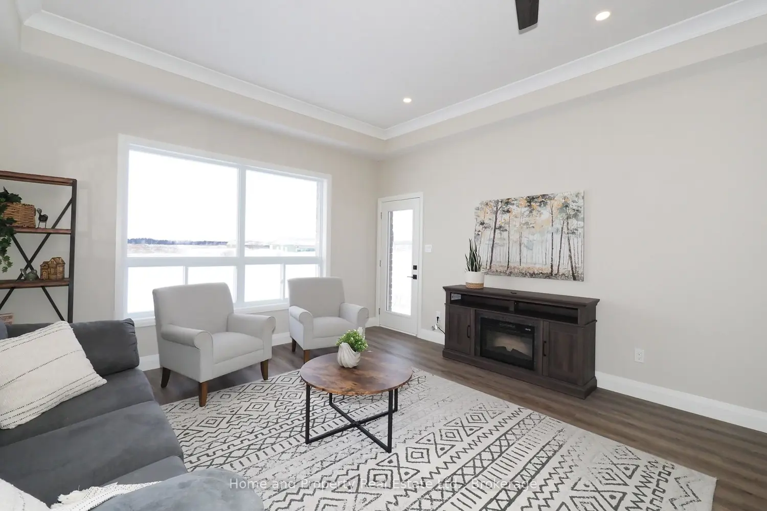 Additional image 9 of 112 Bedell Drive