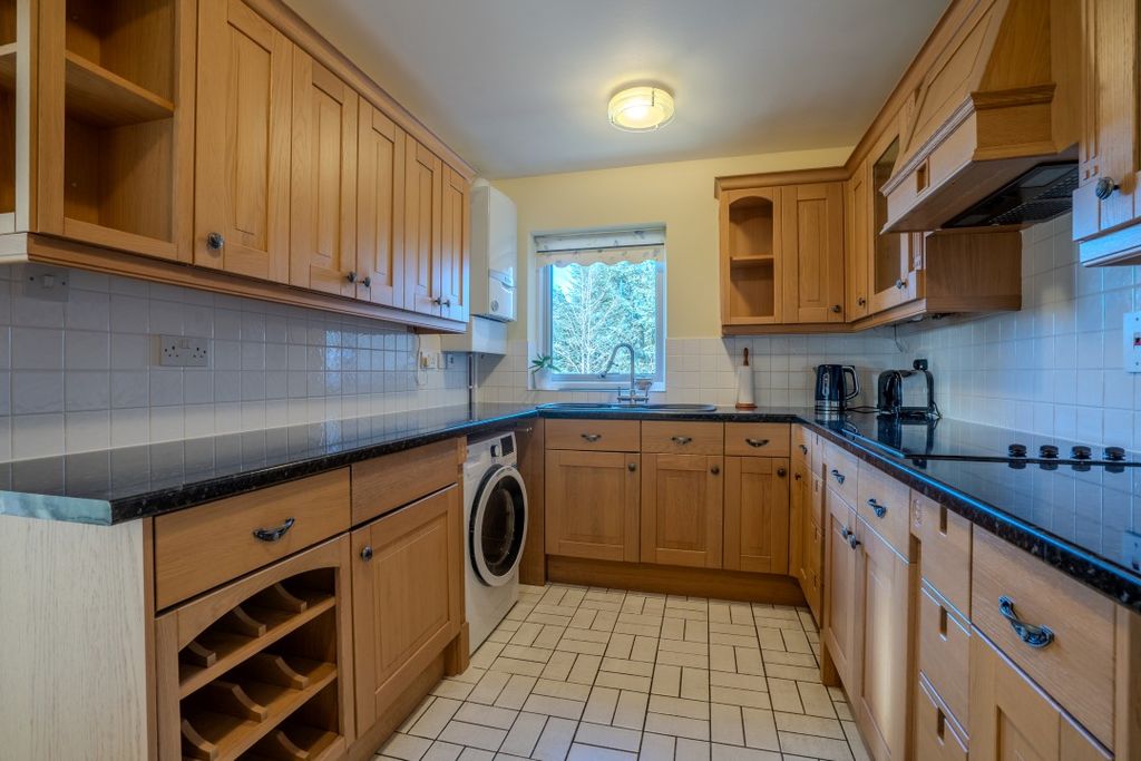 Additional image 4 of 3 bed flat for saleMaltsters Way, Oulton Broad NR32