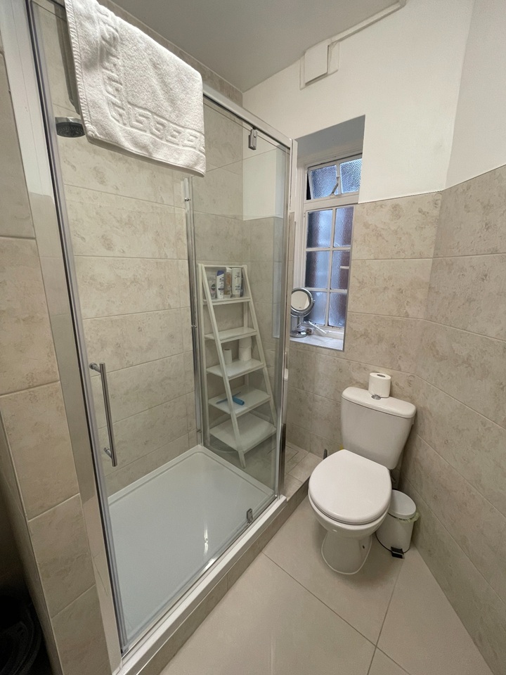 Additional image 21 of Studio Flat, Howitt Close, NW3, N1 7GU