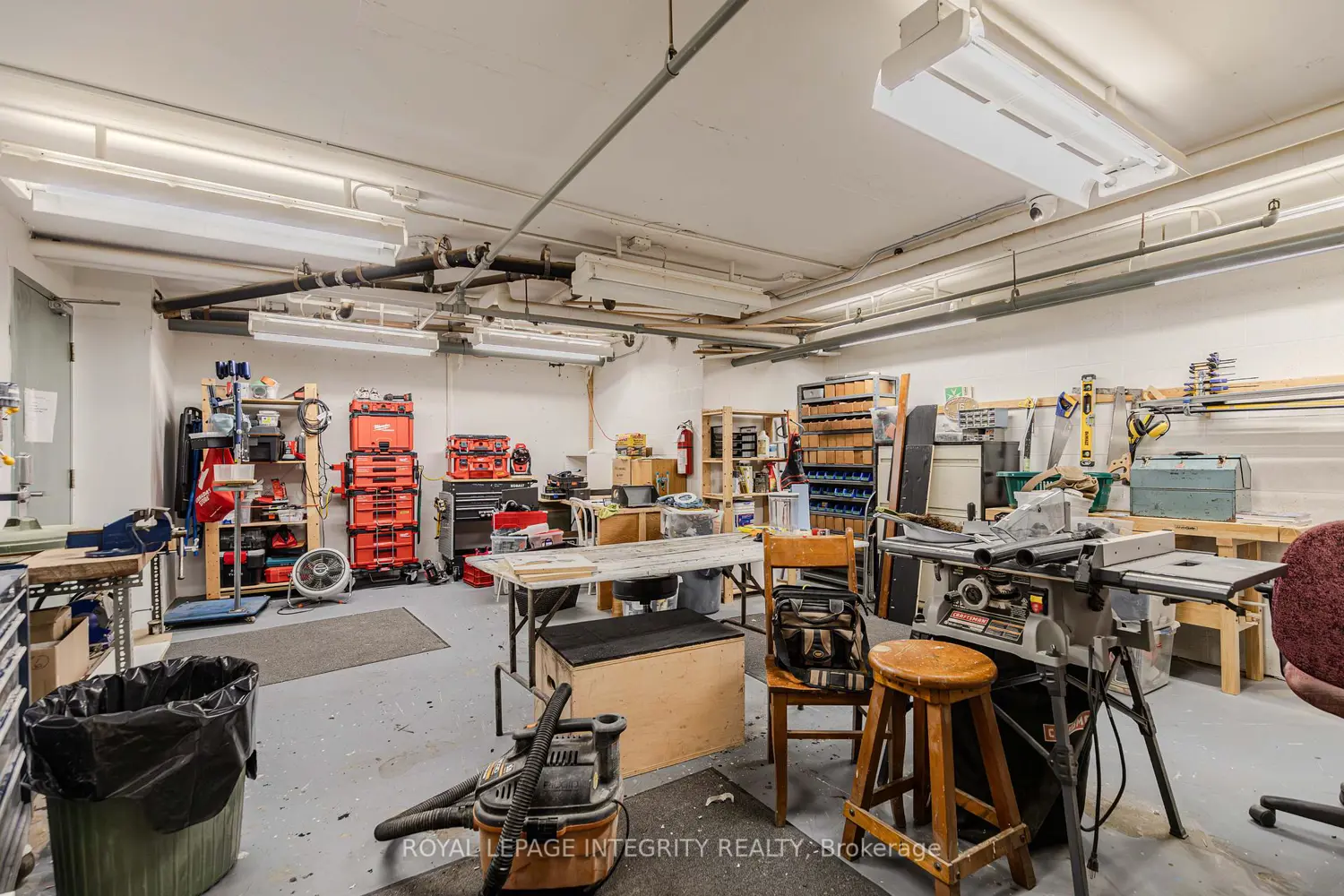 Additional image 7 of 3099 Carling Avenue 203