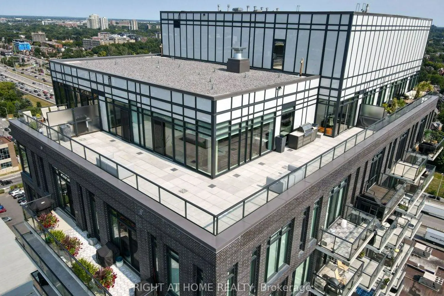 Additional image 15 of 203 Catherine Street 2002