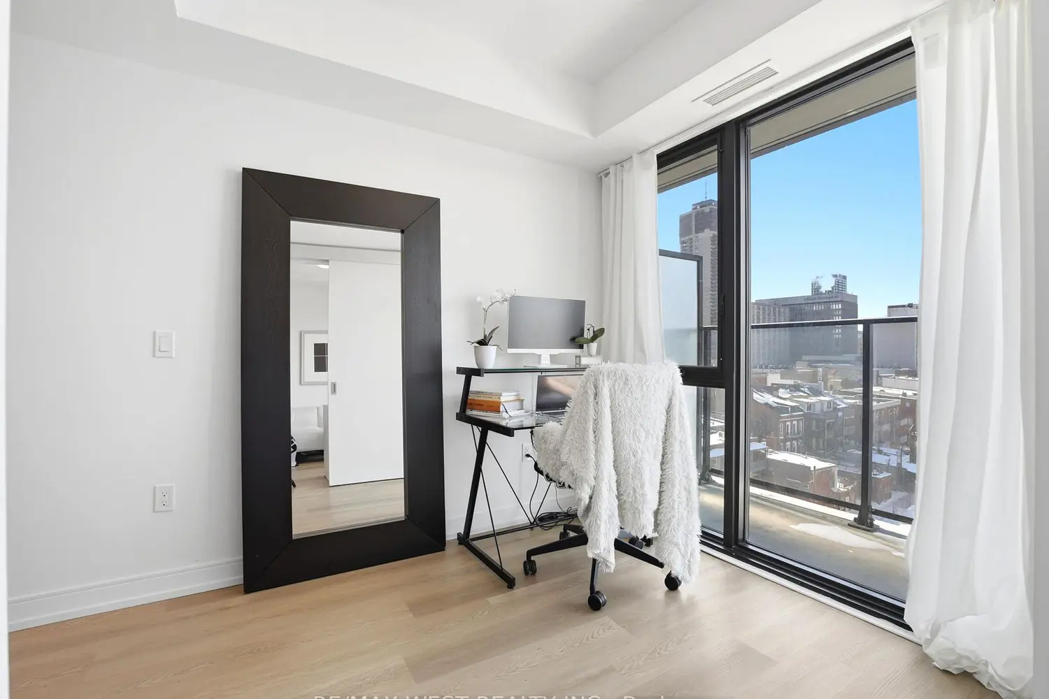 Additional image 5 of 1 Jarvis Street 912