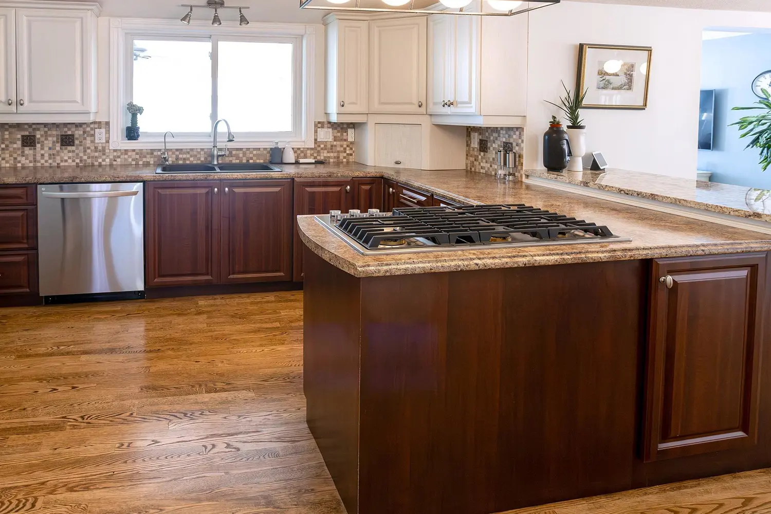 Additional image 3 of 11728 Lakeshore Drive