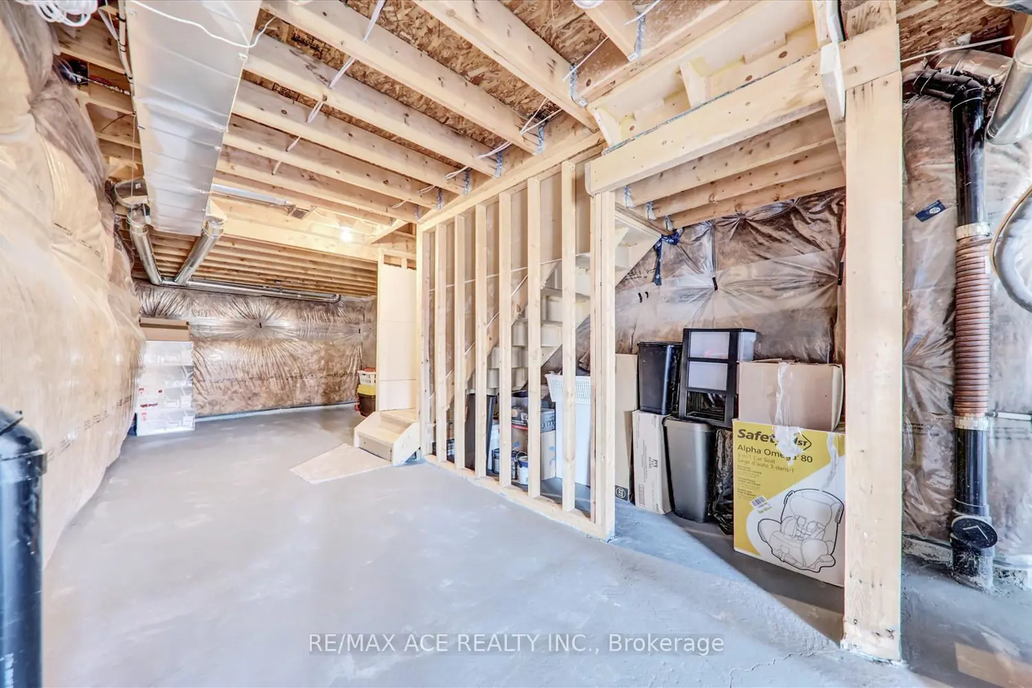 Additional image 18 of 1097 Cameo Street