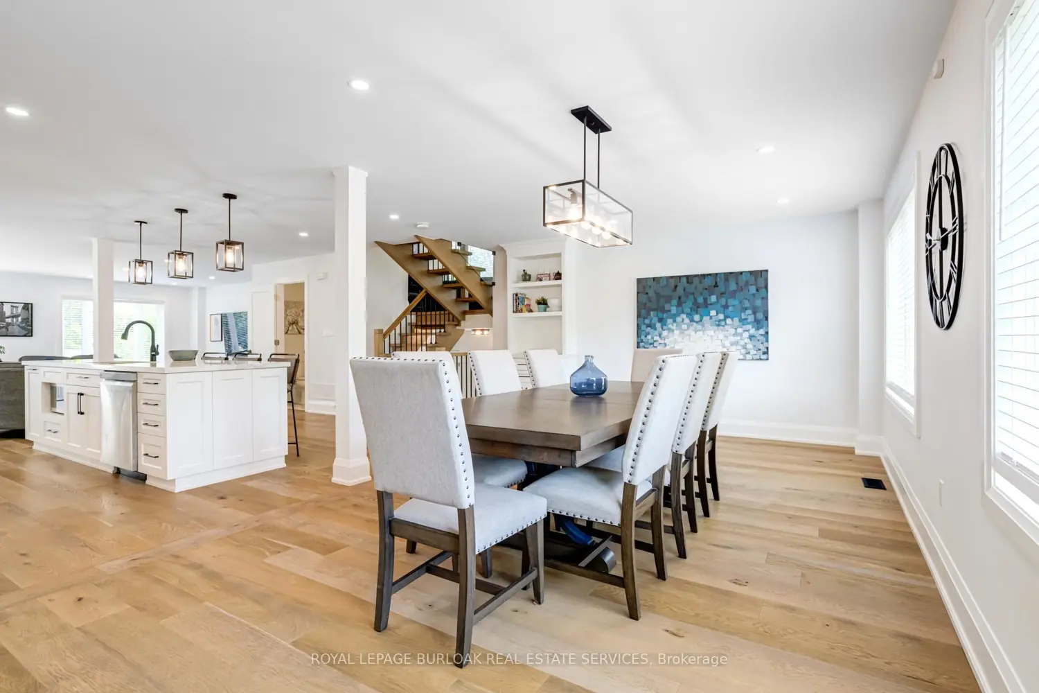 Additional image 3 of 5199 Broughton Crescent