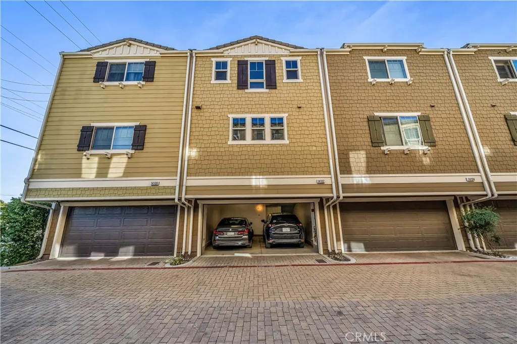 Additional image 51 of 14102 W Chapparel Lane, Van Nuys, CA 91405