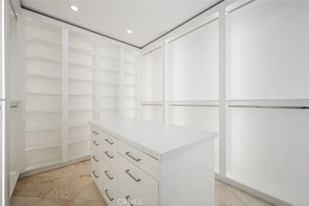 Additional image 43 of 1724 Bluff Pl, Long Beach, CA 90802