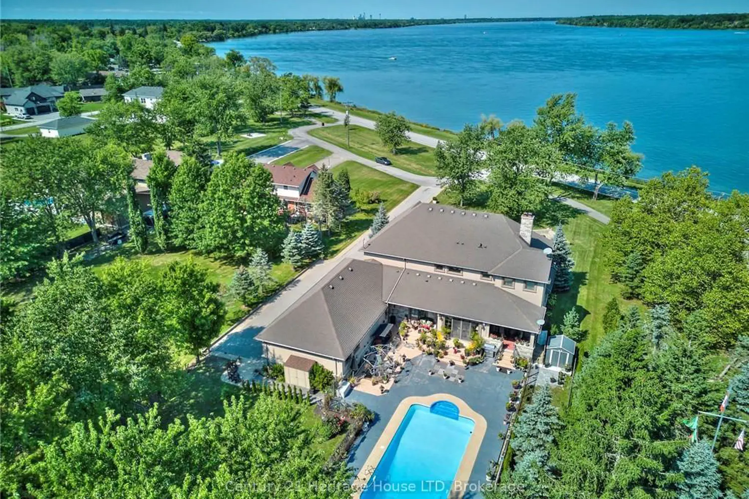4025 Niagara River Parkway photo 4