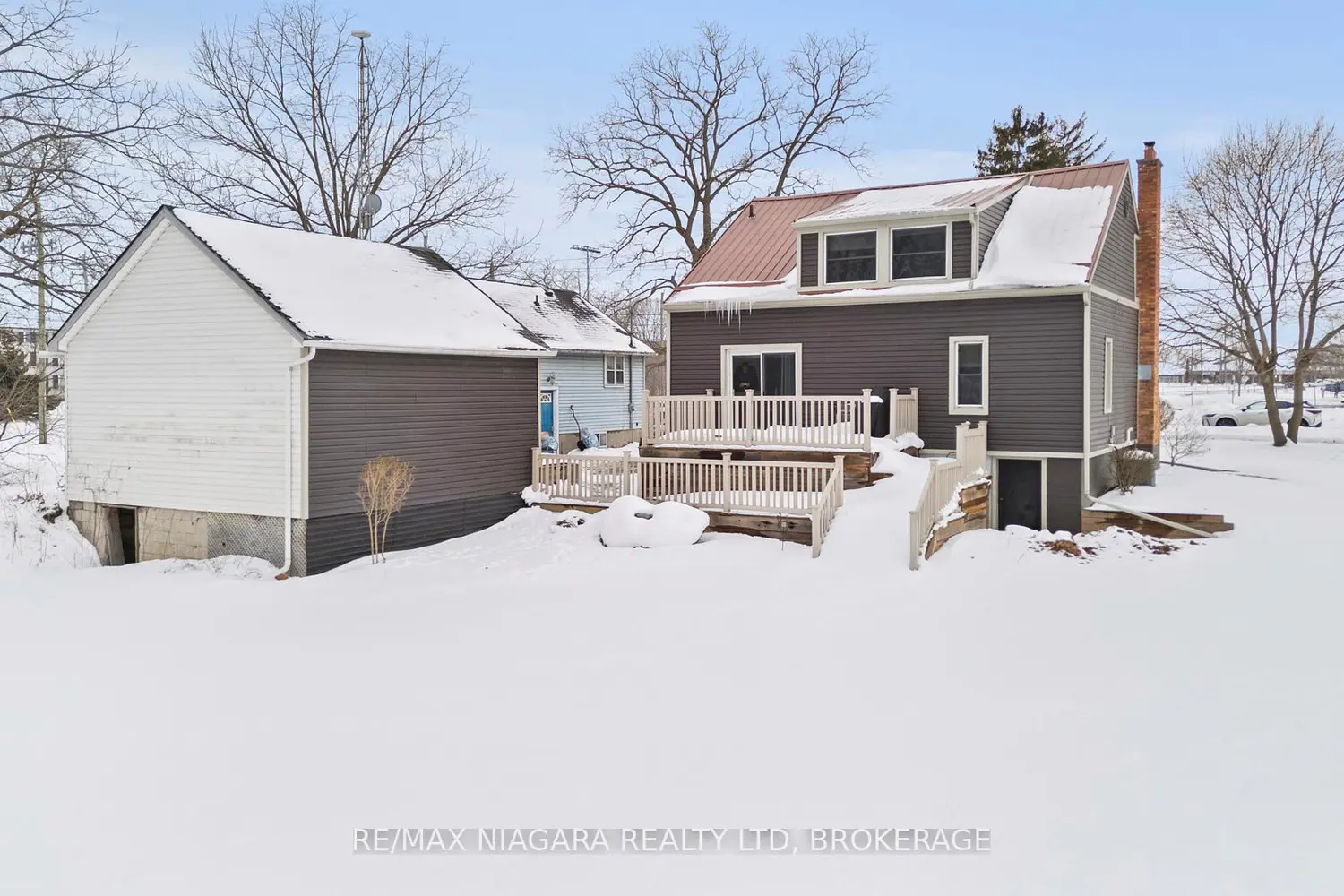 Additional image 15 of 401 Fielden Avenue