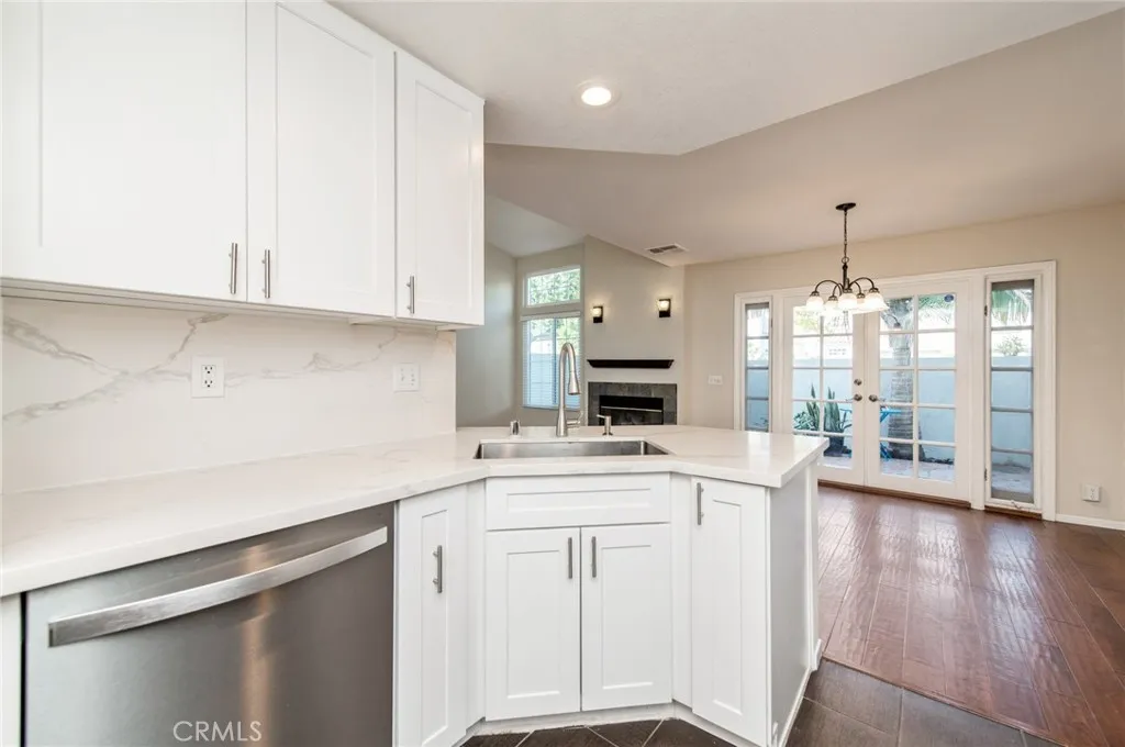 Additional image 13 of 72 Almador, Irvine, CA 92614