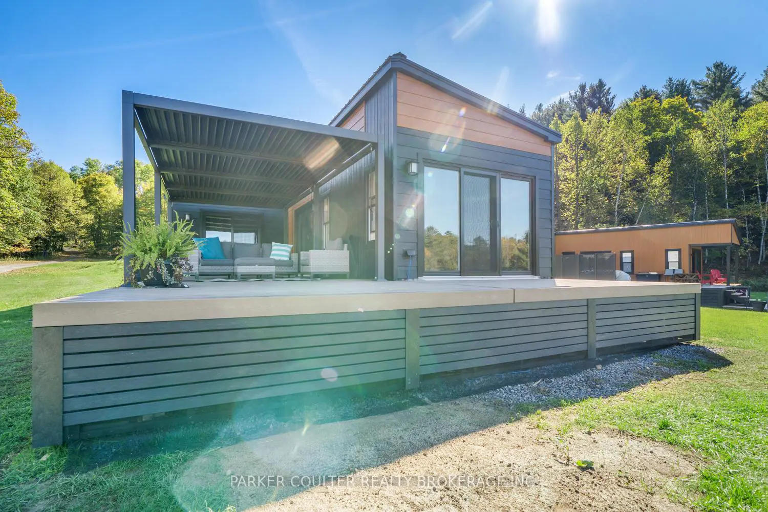 Additional image 2 of 1366 Rosseau Lake Rd 2