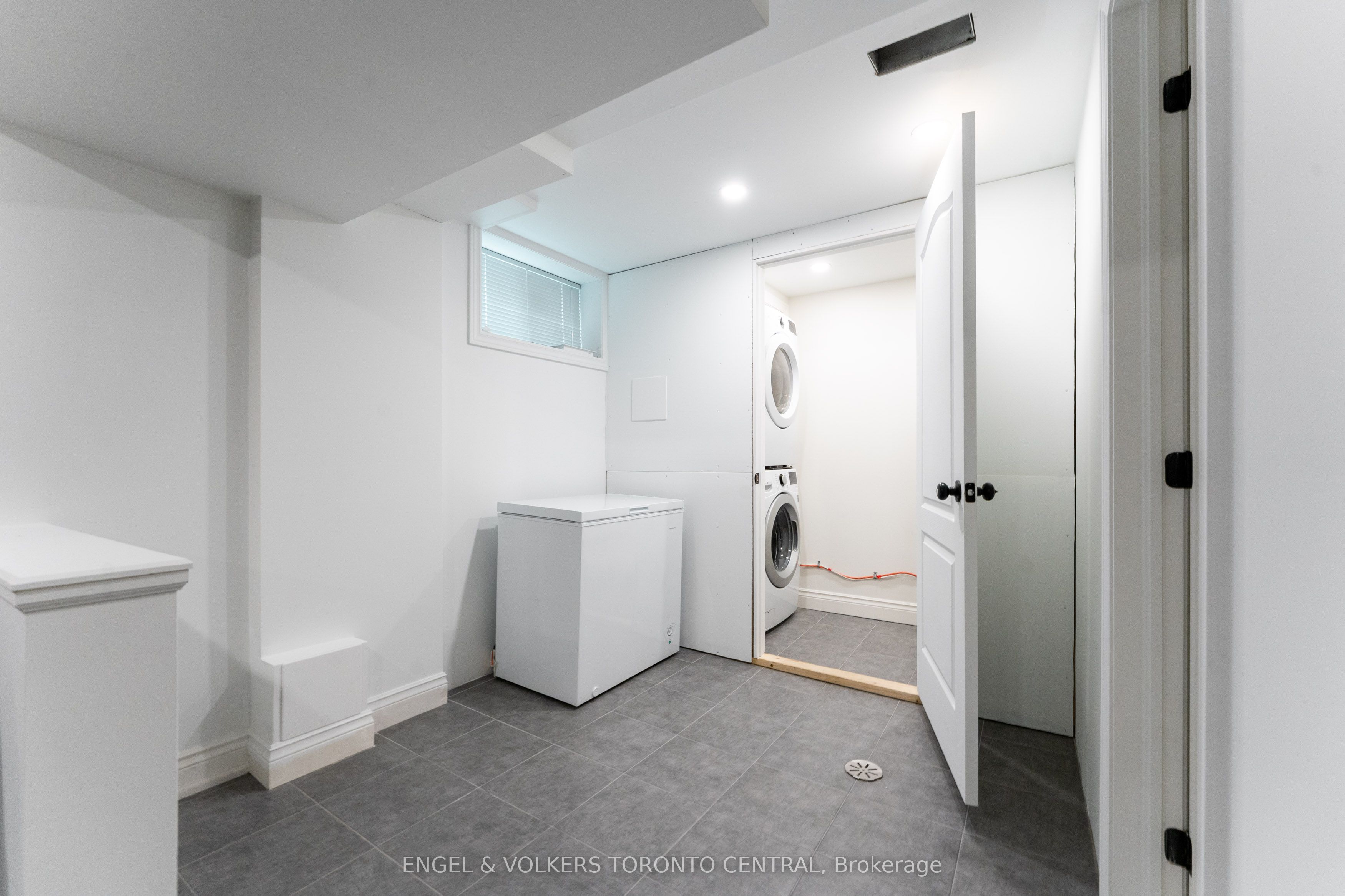 Additional image 2 of BSMT-767 Phillip Murray Avenue, Oshawa, ON, L1J 1J2