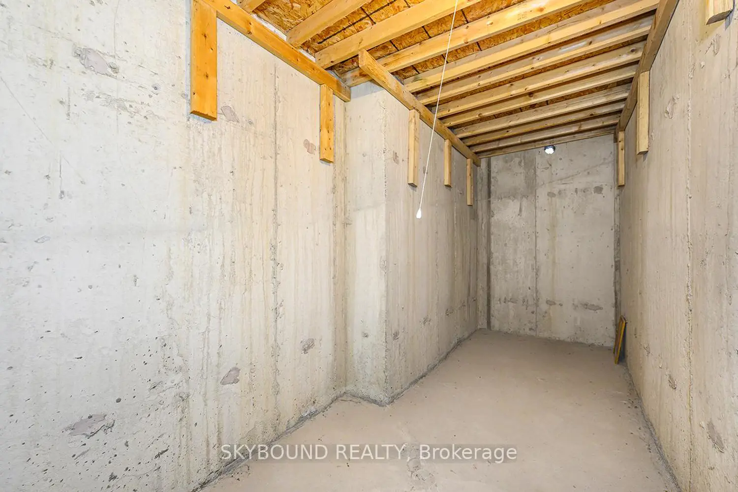 Additional image 17 of 12 Sled Dog Road