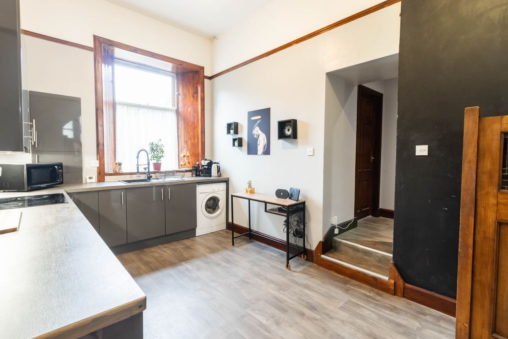 Additional image 4 of 2 bed flat for saleCastle Street, Montrose DD10
