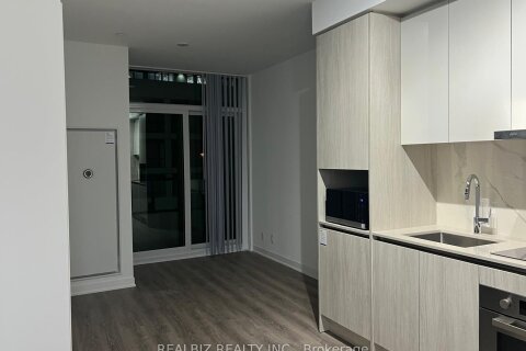 Additional image 7 of 1010-180 Front Street E, Toronto, ON, M5A 0K9