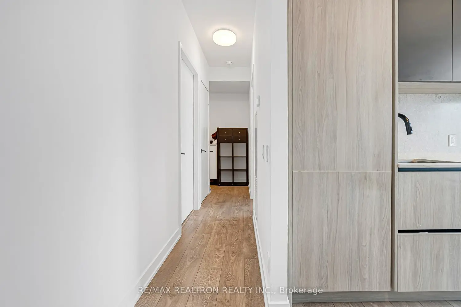 108 Peter Street 4302 photo 2