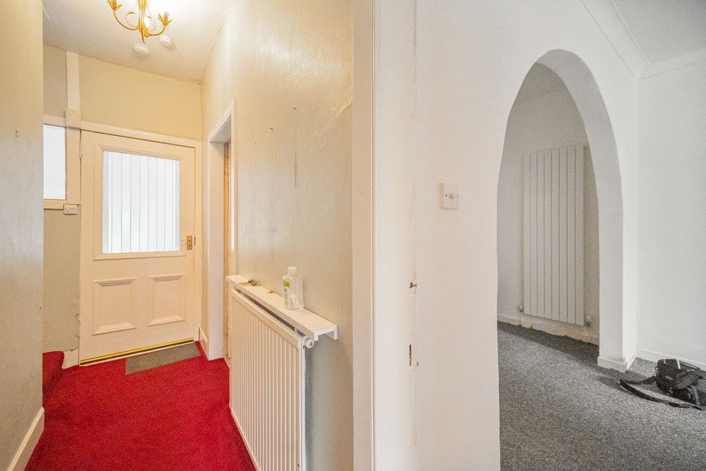 Additional image 6 of 3 bed flat for saleWestport, Lanark ML11