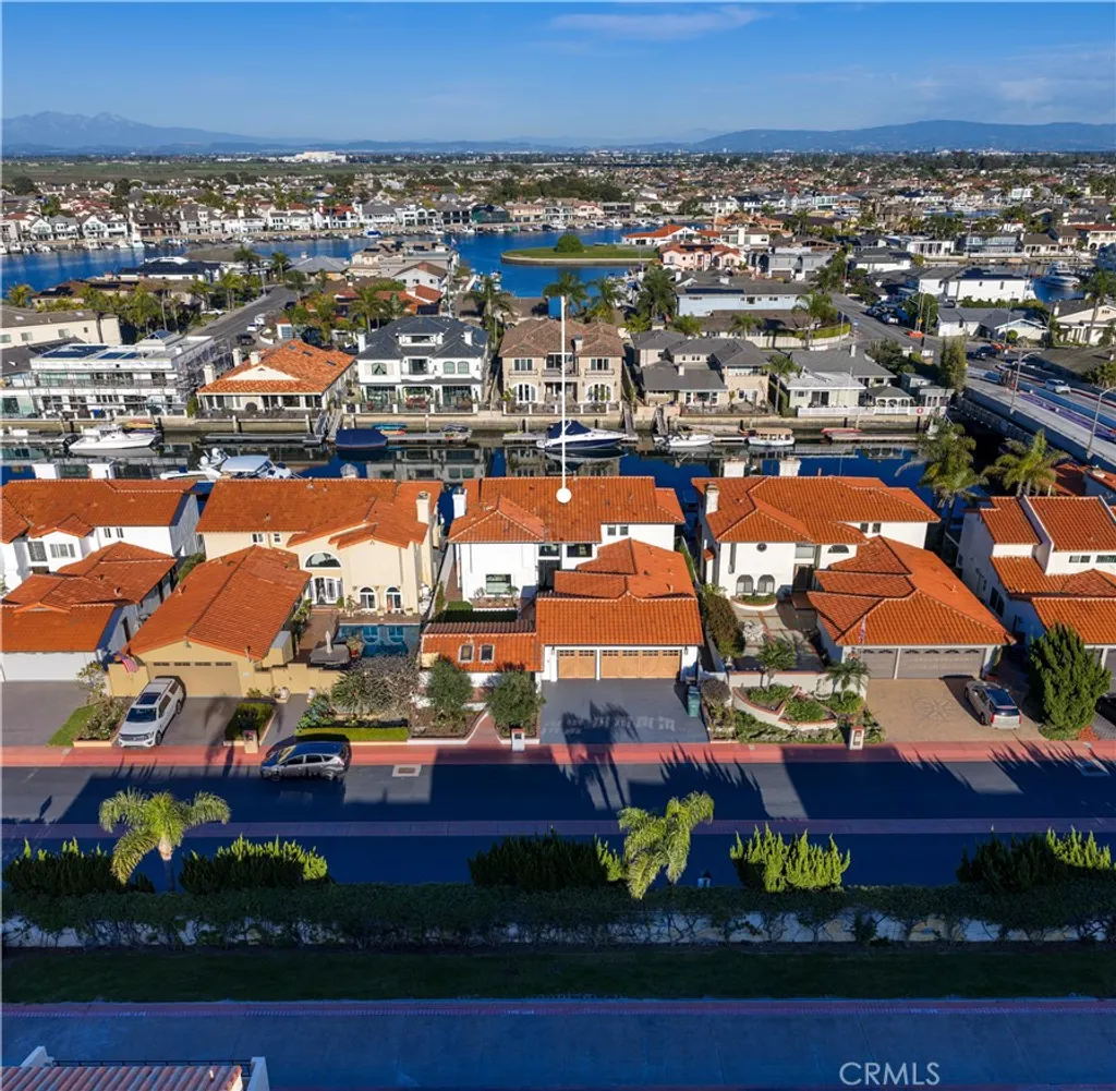 Additional image 3 of 16572 Grimaud Ln, Huntington Beach, CA 92649