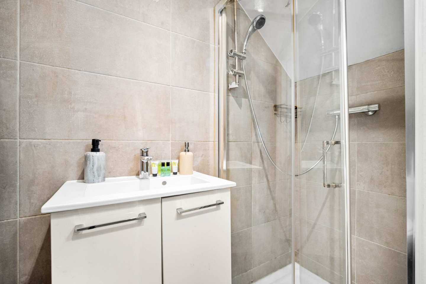 Additional image 45 of 5 Bed Semi-Detached House, Brooklands Road, B28, N1 7GU