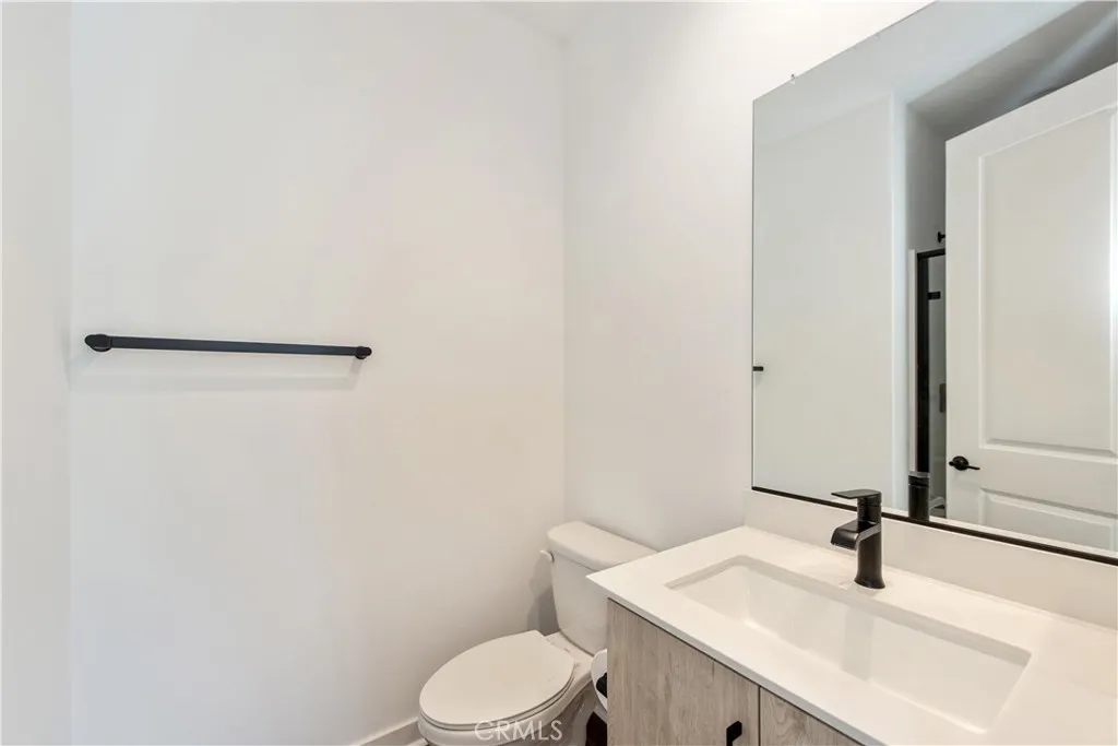 Additional image 17 of 105 Culture, Irvine, CA 92618