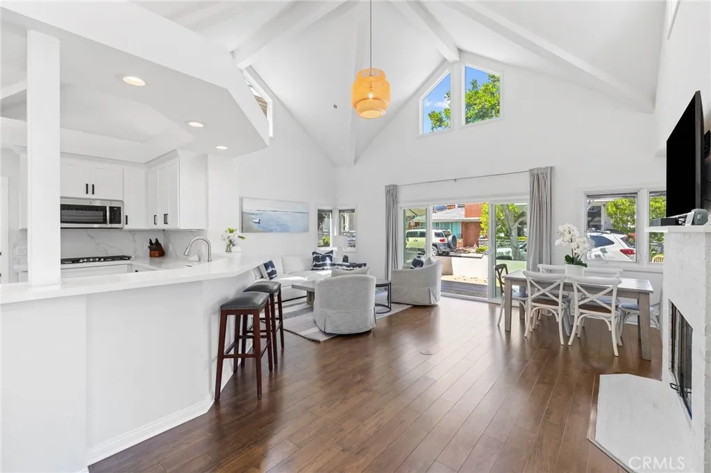 Additional image 28 of 124 Garnet Avenue, Newport Beach, CA 92662