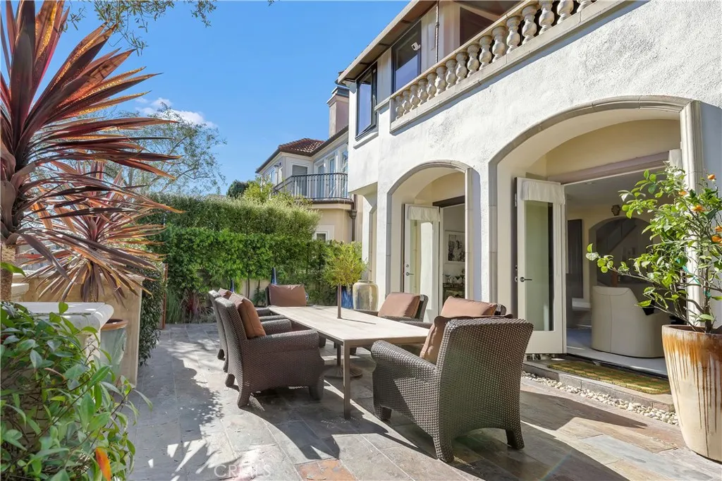 Additional image 3 of 319 Orchid Ave, Corona Del Mar, CA 92625