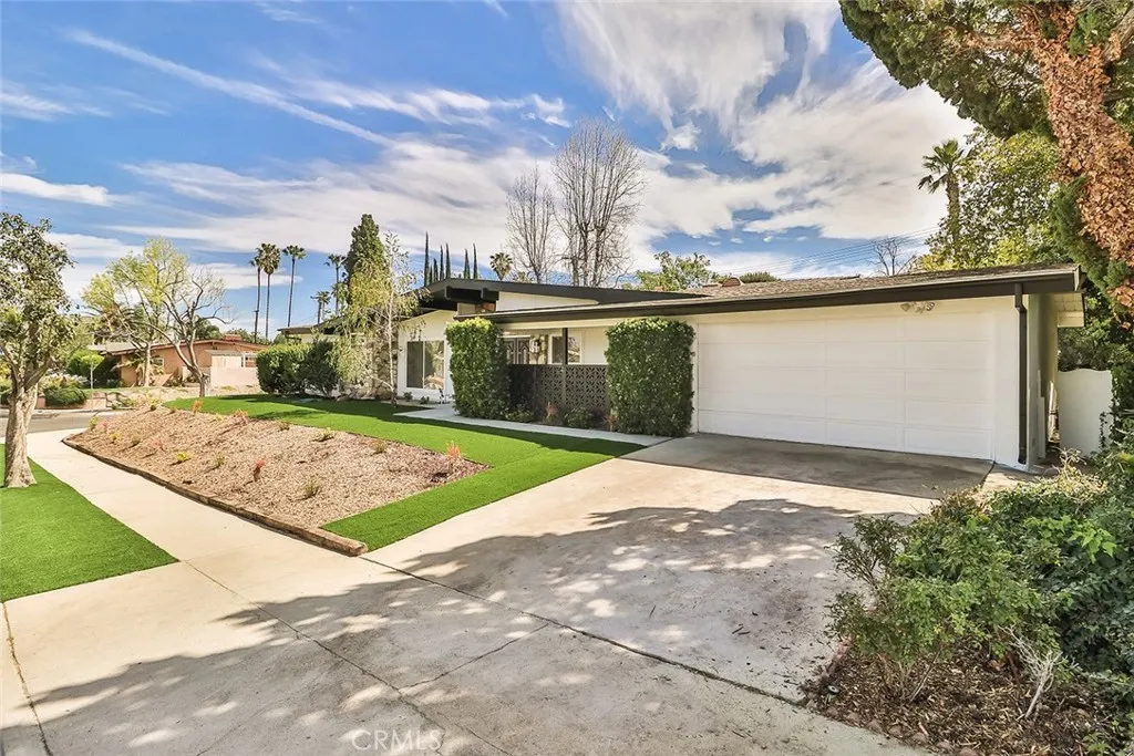 Additional image 40 of 23540 Kivik St, Woodland Hills, CA 91367