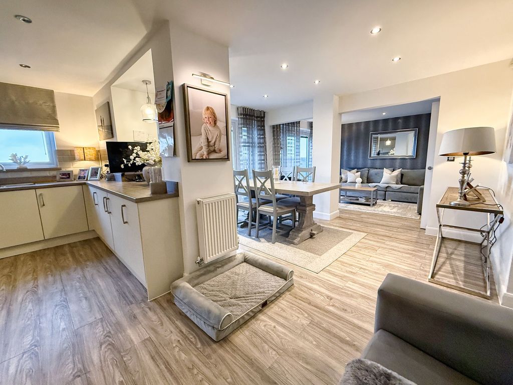 Additional image 4 of 5 bed detached house for saleChannel View, Ogmore-By-Sea CF32