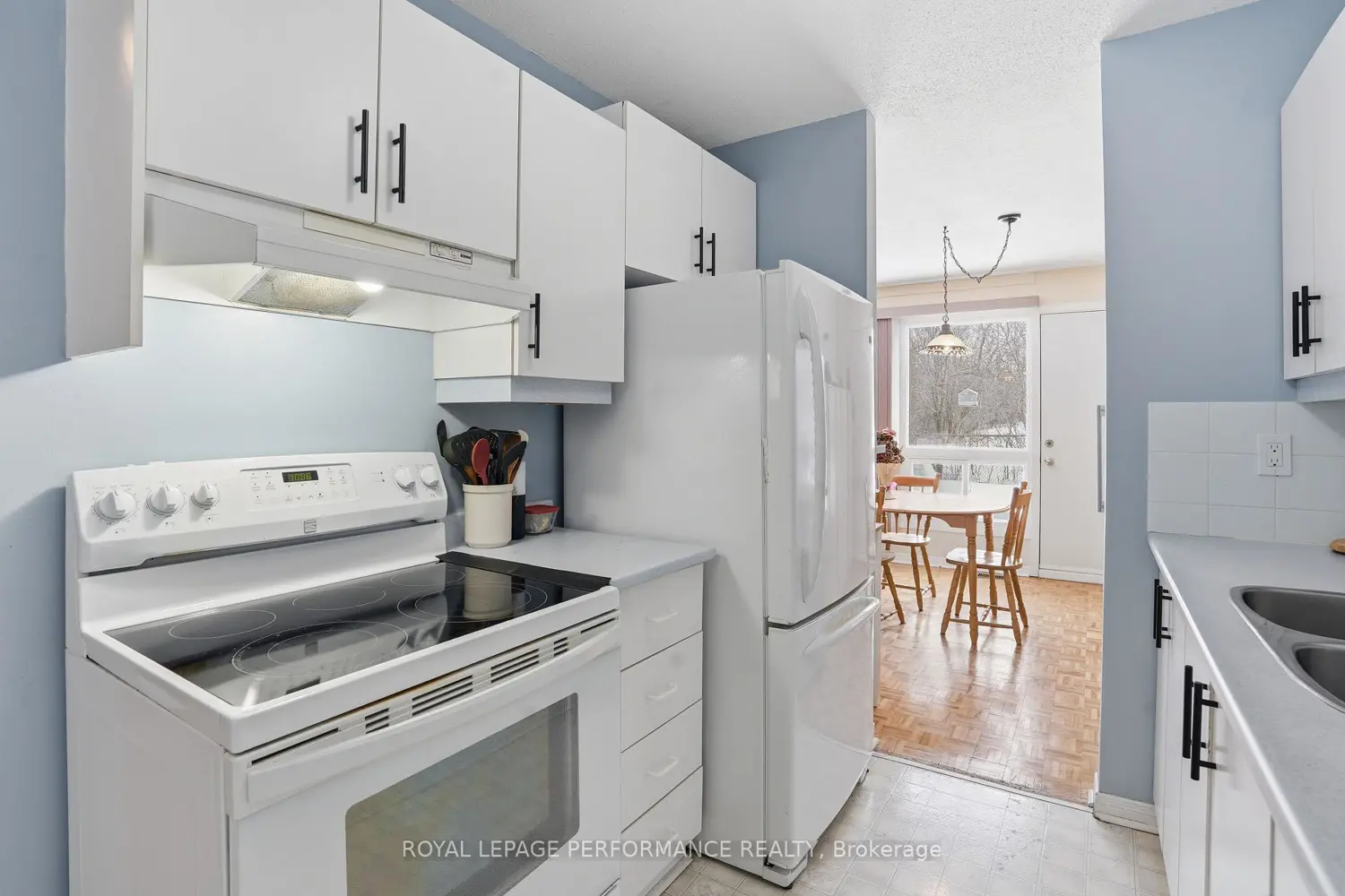 Additional image 12 of 249 Romulus Private 94