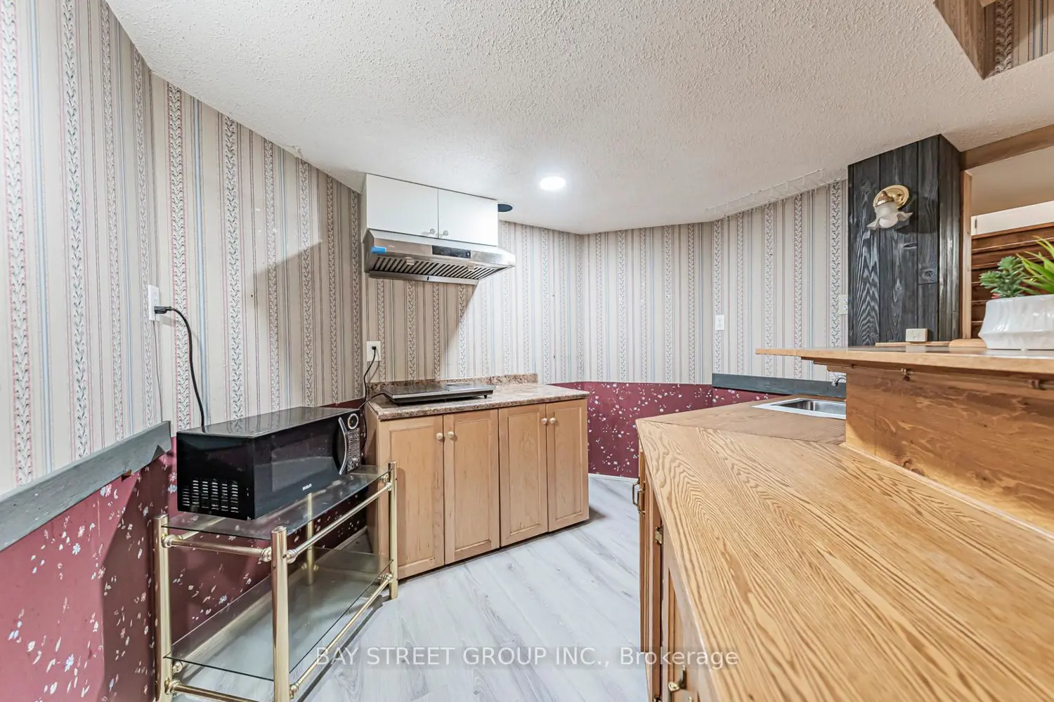 Additional image 16 of 2524 Paula Court