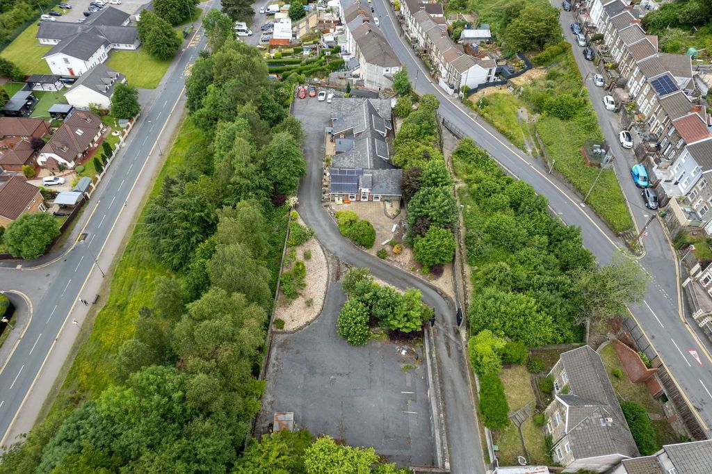 Additional image 2 of 6 bed detached house for saleDuffryn Terrace, Elliots Town, New Tredegar NP24