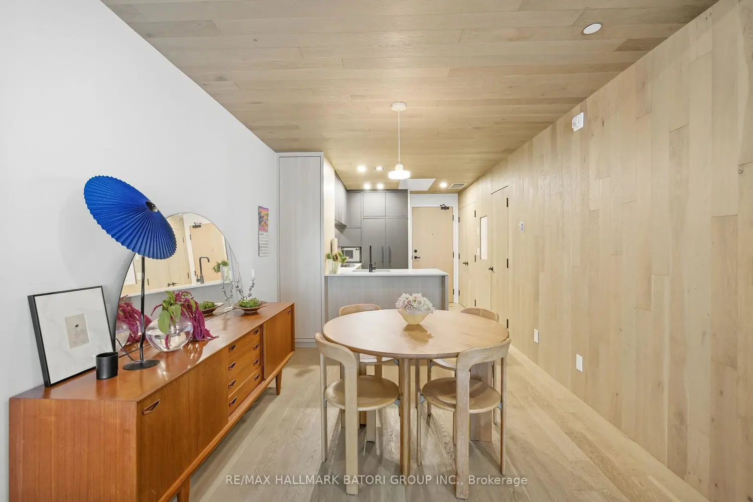 45 Dovercourt Road 301