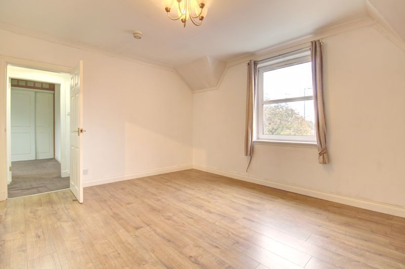 1 bed flat for saleWhyte Corner, Milton G82 photo 5