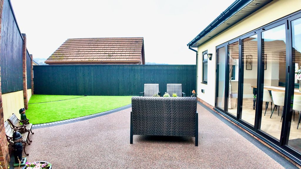 Additional image 35 of 5 bed detached house for saleOak Tree Rise, Newbridge NP11