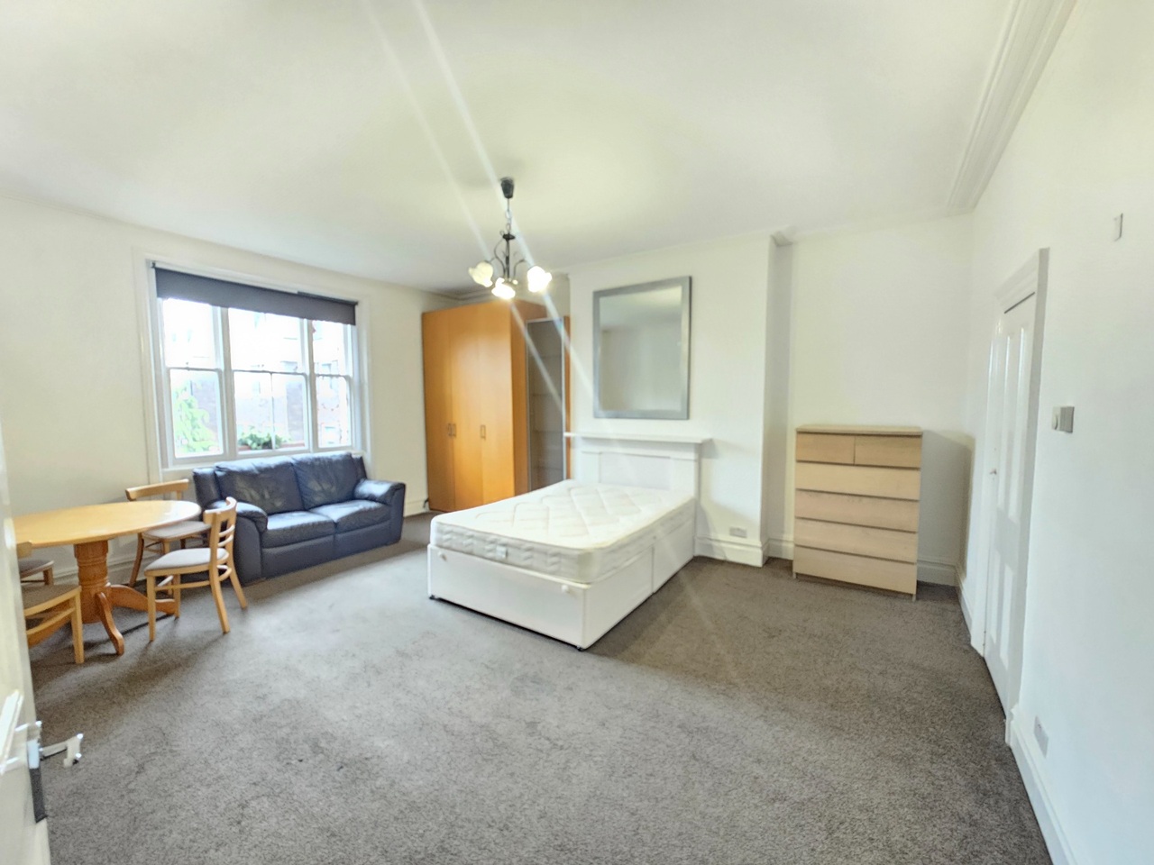 Additional image 2 of Studio Flat, Abbey Road, NW8, N1 7GU