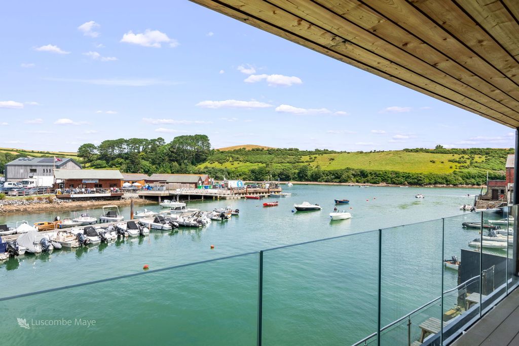 Additional image 6 of 3 bed flat for saleIsland Street, Salcombe TQ8