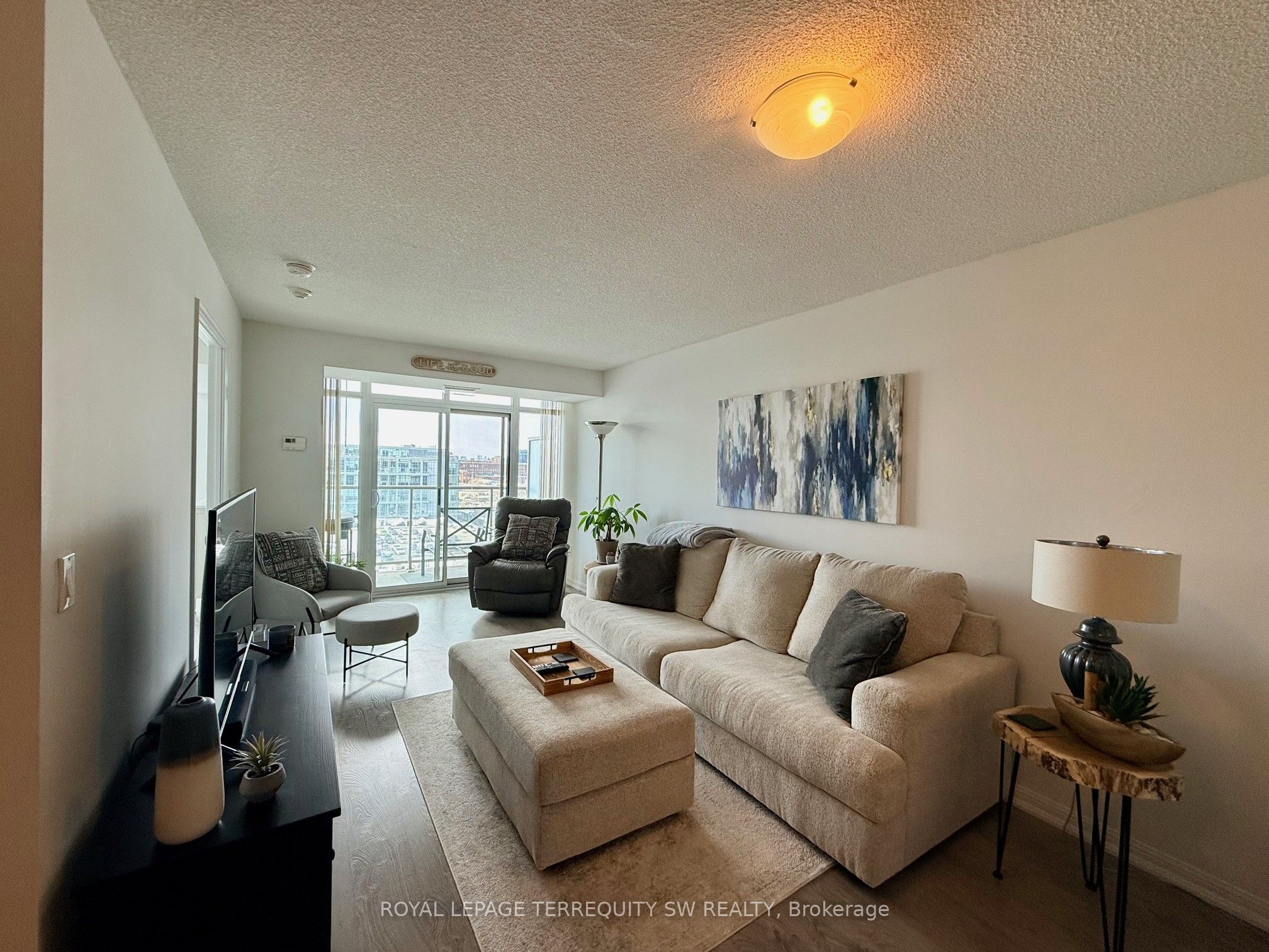 Additional image 3 of 1302-85 East Liberty Street, Toronto, ON, M6K 3R4