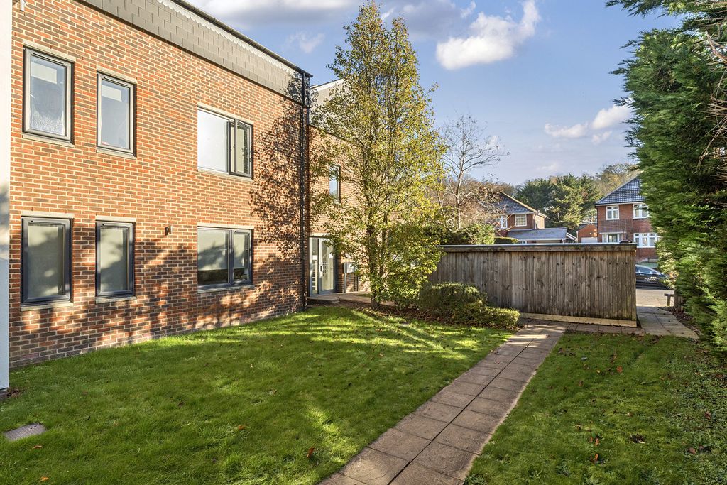 18 bed block of flats for saleMousehole Lane, Southampton SO18