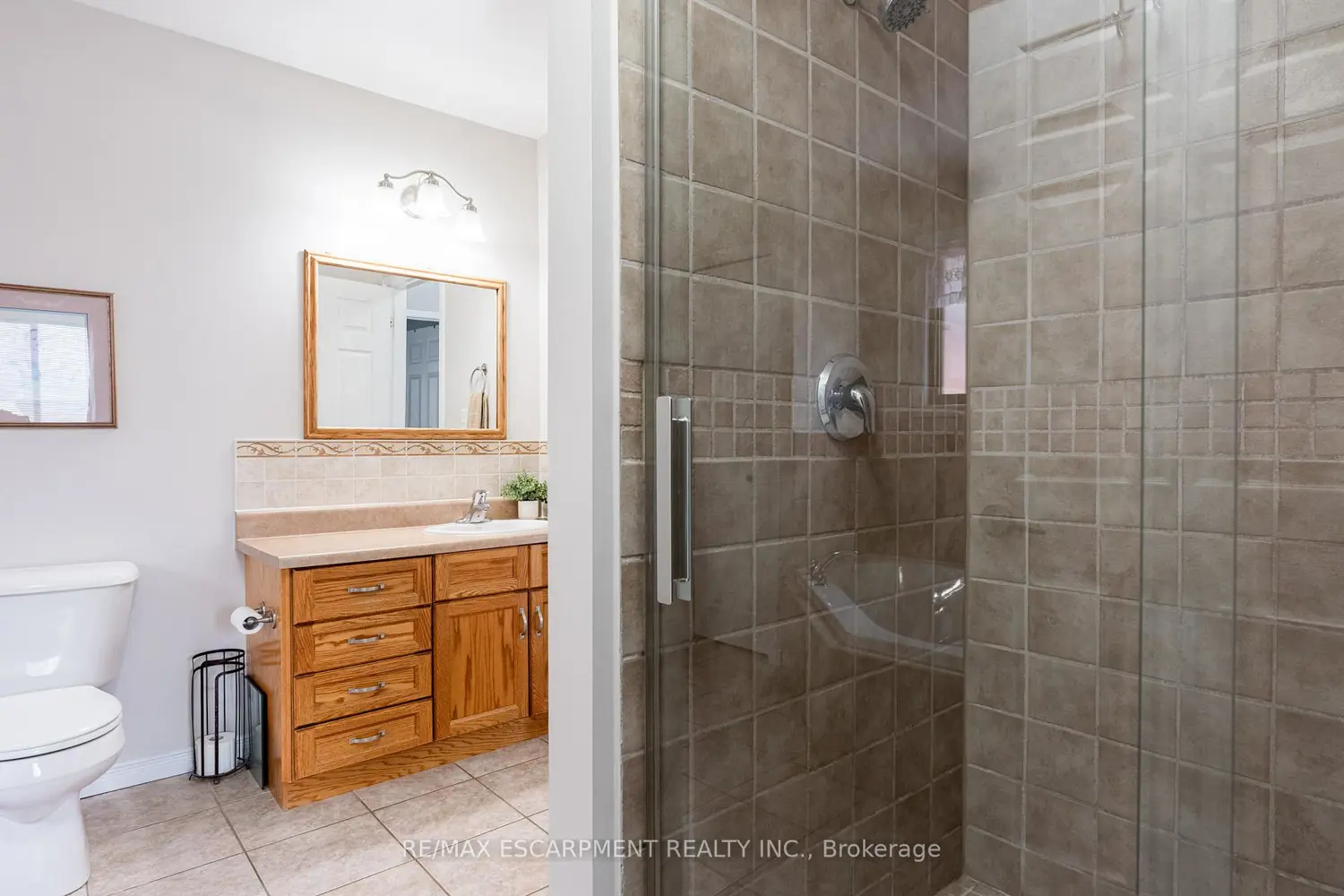 Additional image 10 of 62 Mission Road