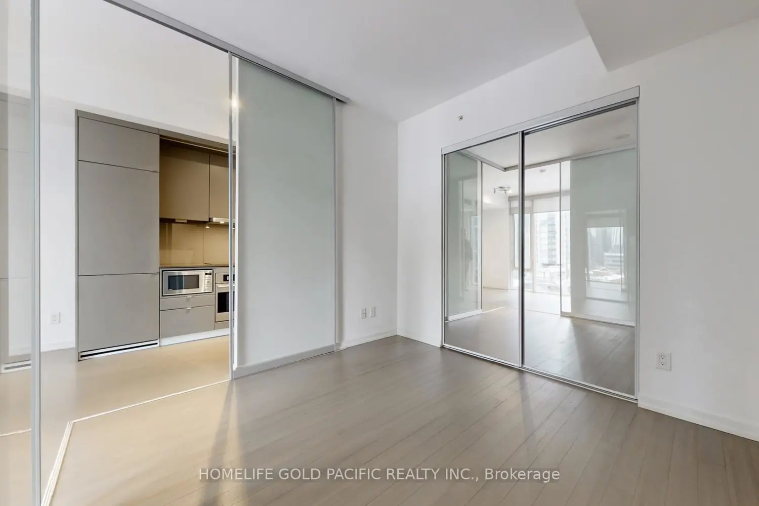 Additional image 9 of 101 Peter Street 1005