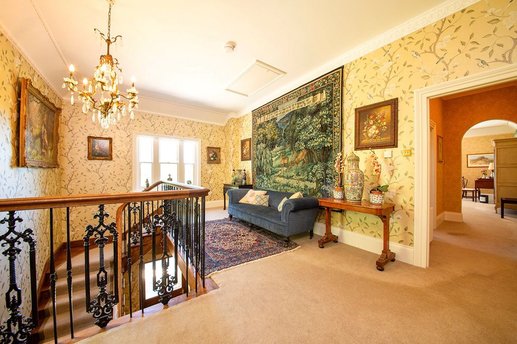 Additional image 16 of 7 bed detached house for saleHollington Lane, Woolton Hill, Newbury, Hampshire RG20