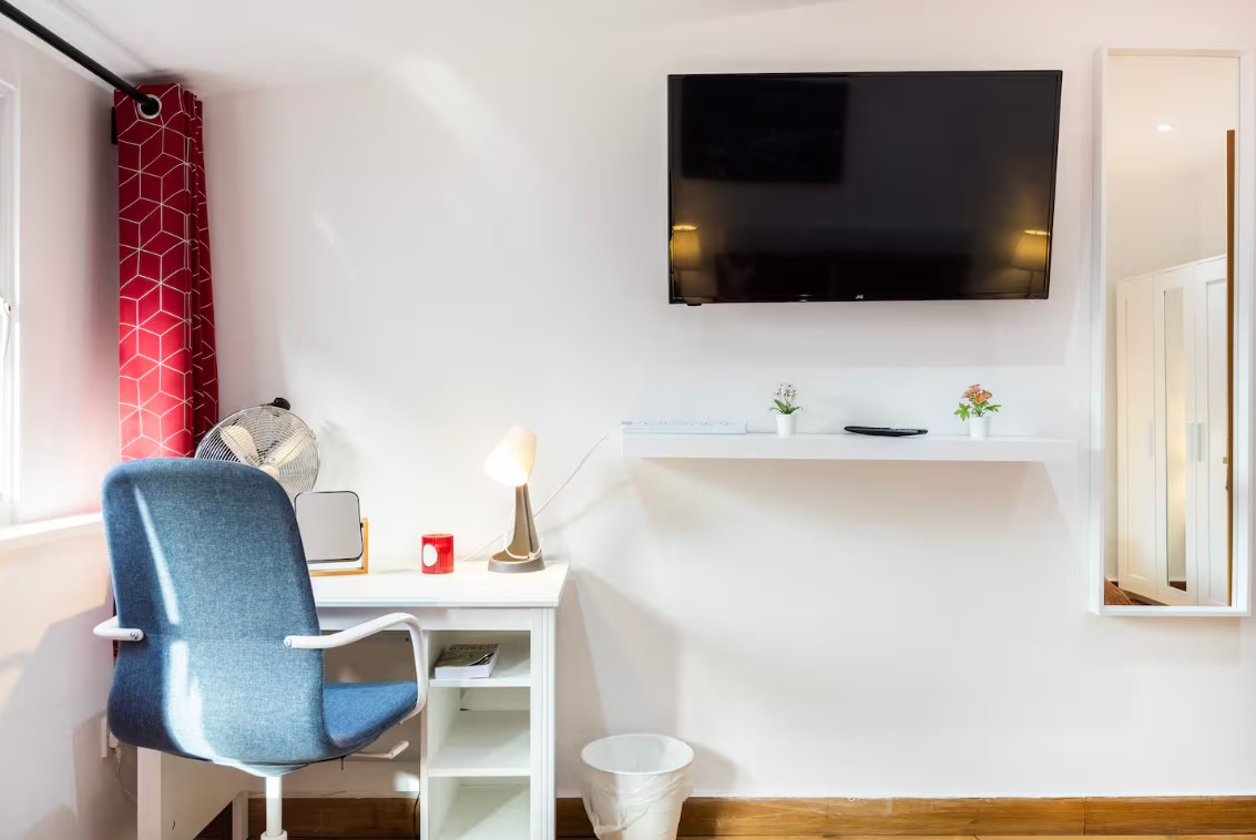 Additional image 11 of 2 Bed Flat, North End Road, W14, N1 7GU