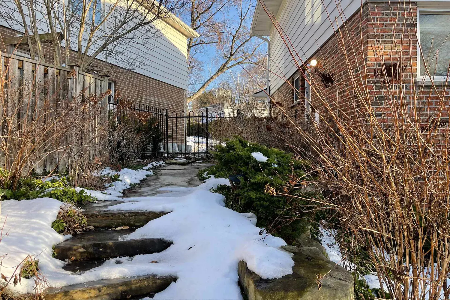 Additional image 3 of 24 Meadowglade Crescent