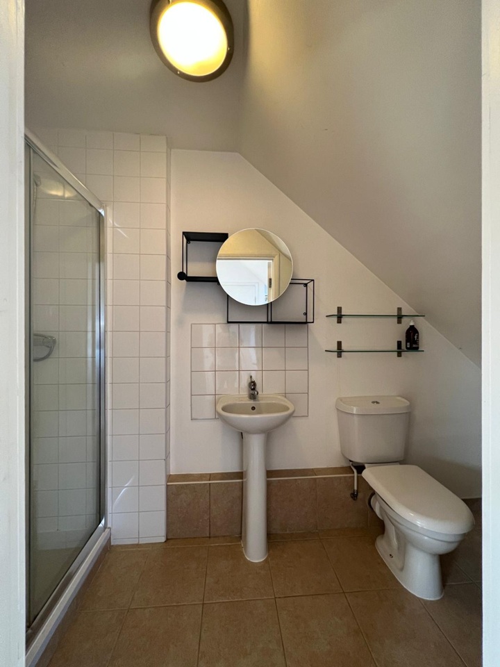 Additional image 3 of Room in a Shared House, Brunel Road, SE16, N1 7GU