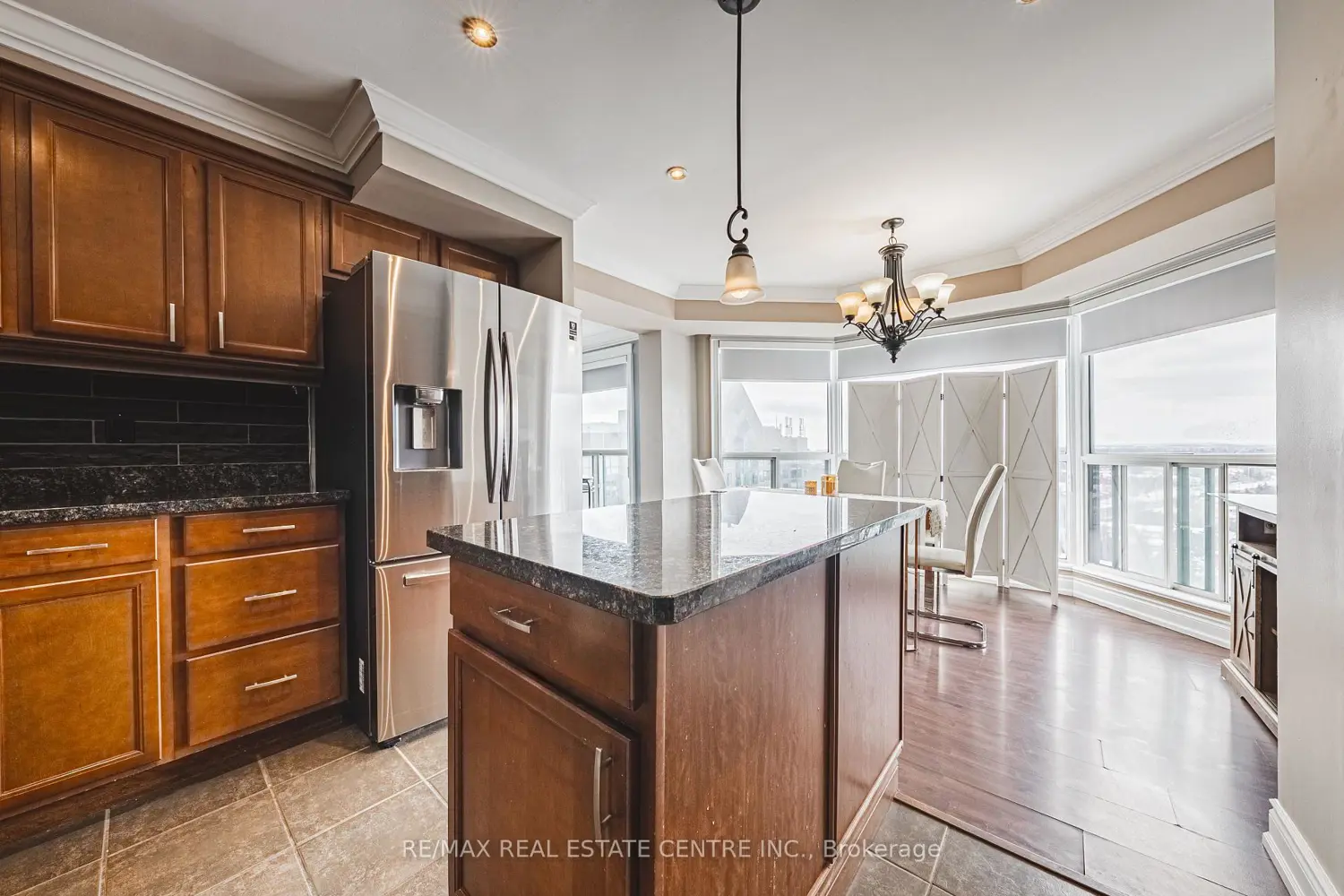 Additional image 9 of 2155 Burnhamthorpe Road Ph1904