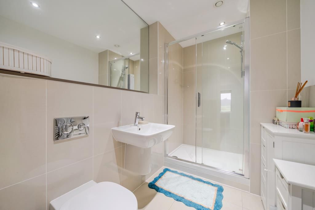 Additional image 16 of 2 bed flat for saleNewbury Racecourse, Berkshire RG14