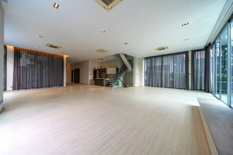 Additional image 2 of Paradise Island