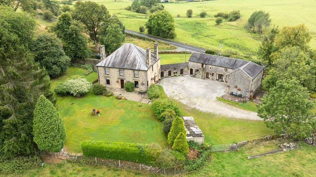 10 bed barn conversion for saleCawlow Farm, Hulme End, Buxton, High Peak SK17
